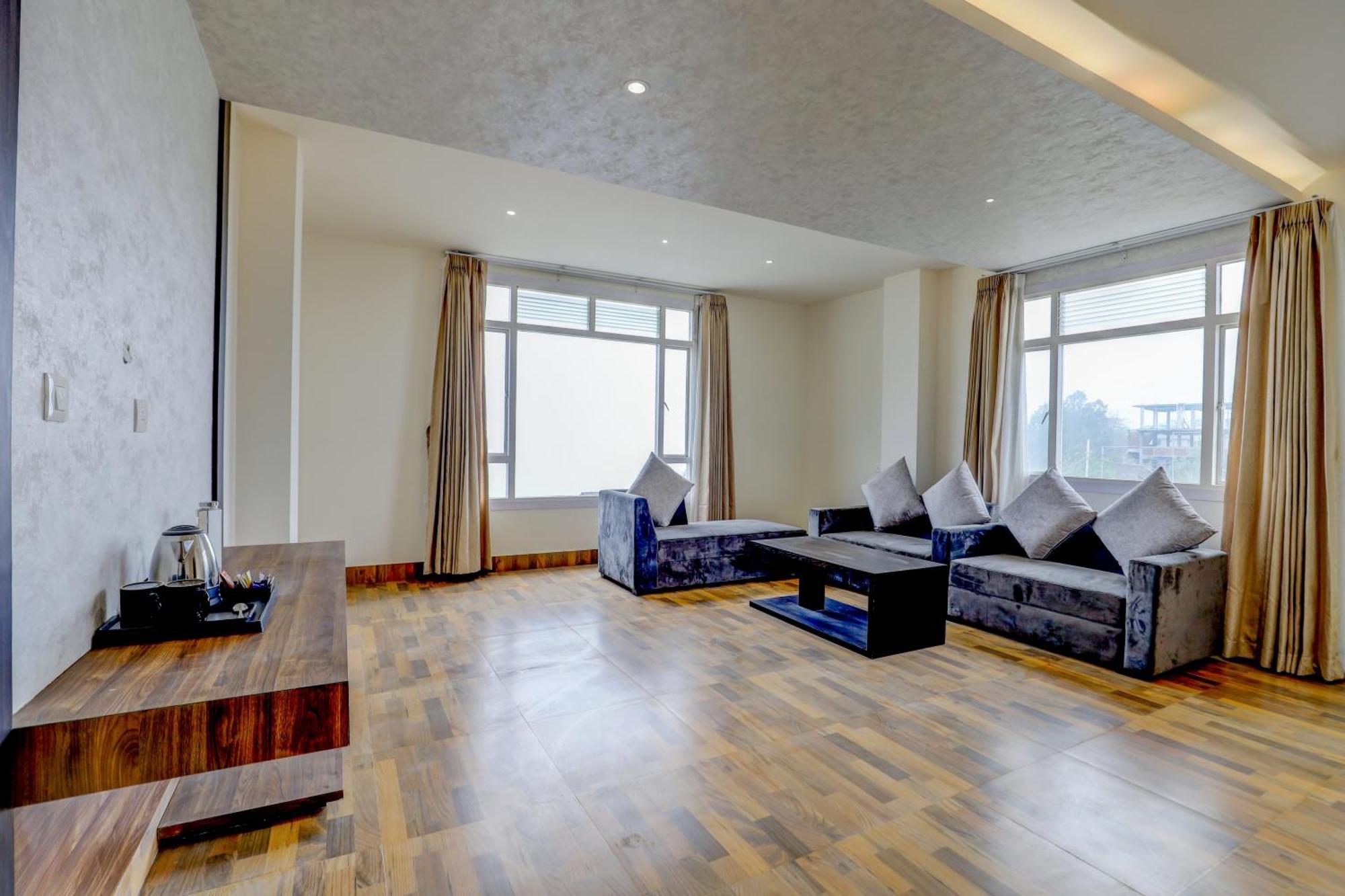 Hotel Banari Regency By Summit à Namchi Extérieur photo